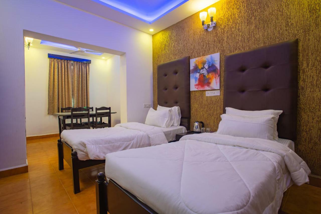 Fusion Resorts Candolim Bagian luar foto